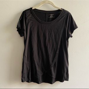 Motherhood Maternity tulip front nursing tee, size small